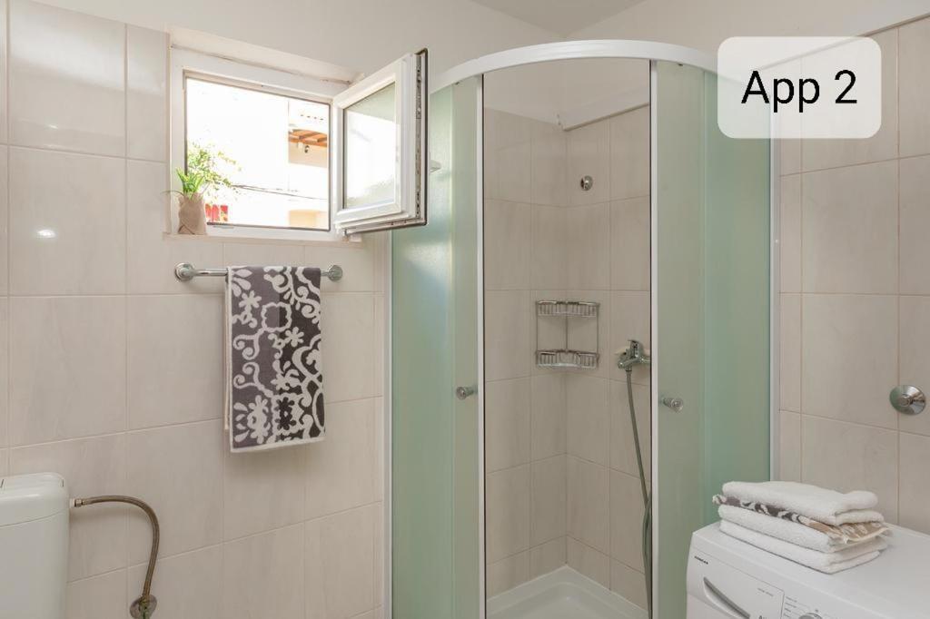 Apartmani Mara โบล ภายนอก รูปภาพ
